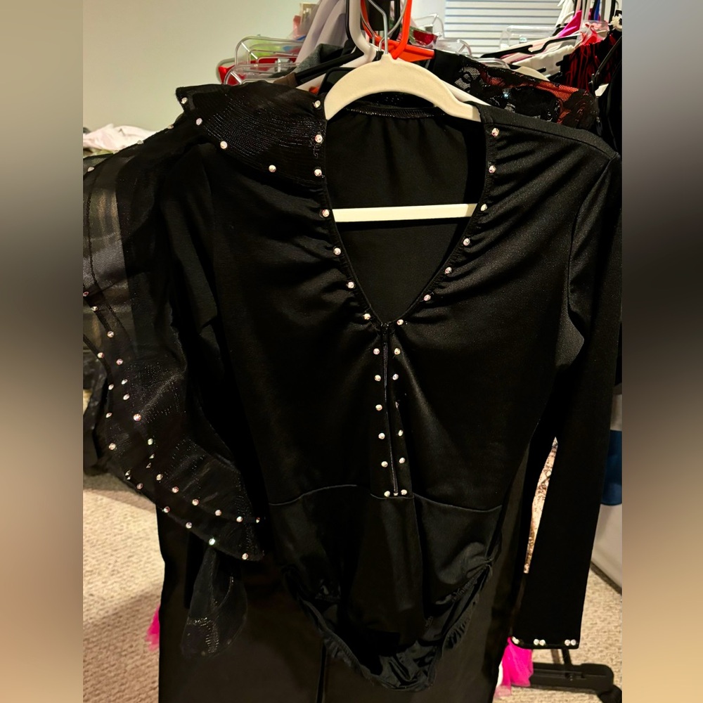 Women’s dance costume
